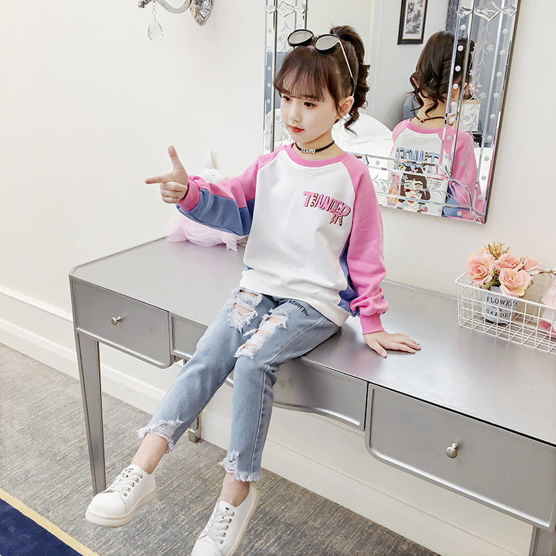 Girls' bottoming shirt 2024 new spring and autumn T-shirts for middle and large children long-sleeved cartoon printed T-shirts fashionable pullover tops