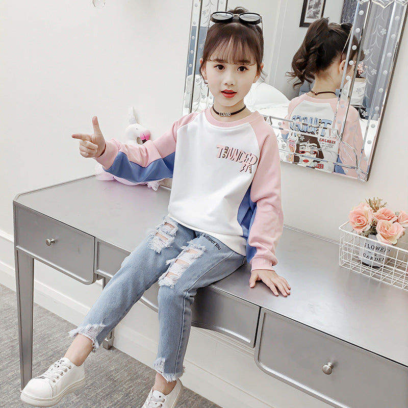 Girls' bottoming shirt 2024 new spring and autumn T-shirts for middle and large children long-sleeved cartoon printed T-shirts fashionable pullover tops