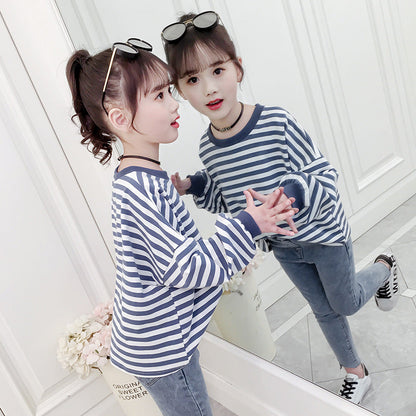 Girls T-shirt 2024 new spring and autumn long-sleeved striped T-shirt for middle and large children Korean style loose round neck top trend