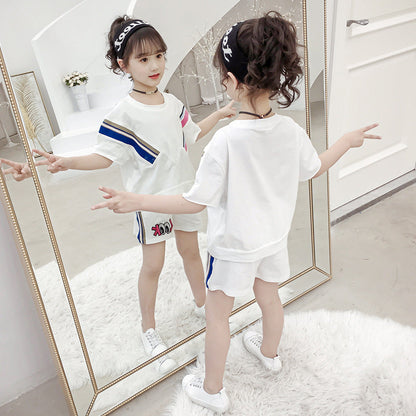 Girls' stylish suits 2024 new summer cotton sweaters fashionable and stylish casual children's two-piece suits for big and small children