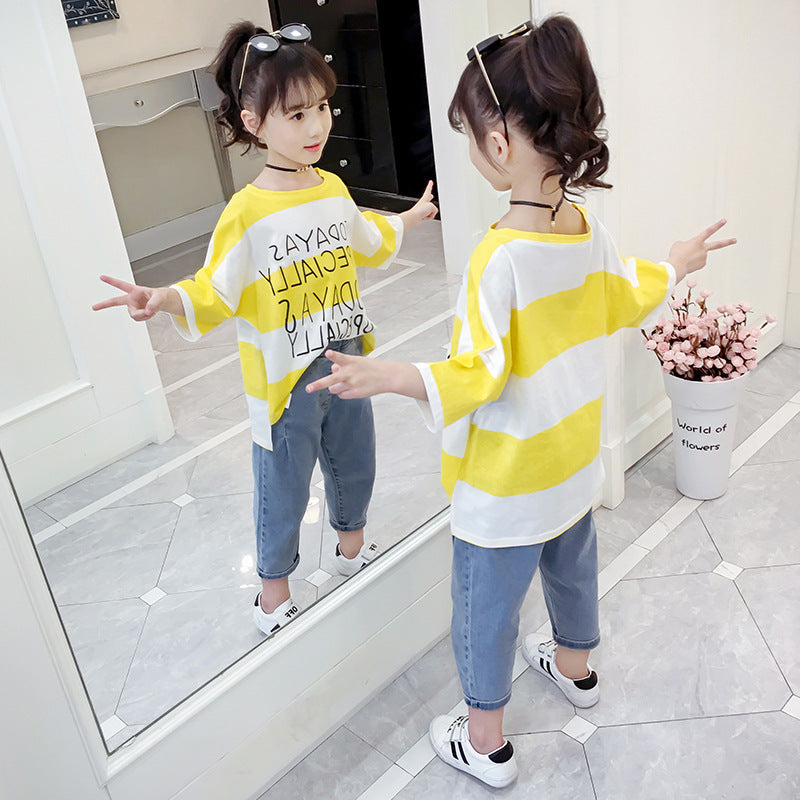 Girls short-sleeved T-shirt 2024 new summer clothes for middle and large children loose cotton and linen T-shirt fashionable girls striped tops trendy