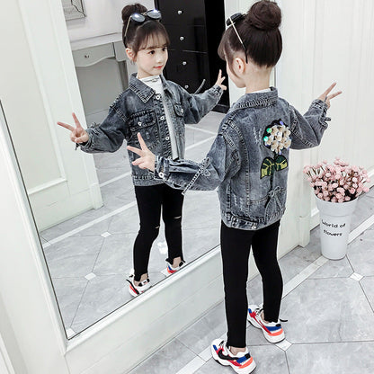 Girls denim jacket 2024 new spring and autumn children's middle and large children's stylish windbreaker medium and long cardigan top trend