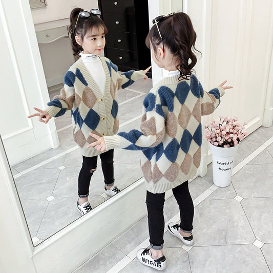 Girls cardigan sweater new winter spring autumn middle and large children's lengthened thickened diamond plaid knitted sweater coat girl trend