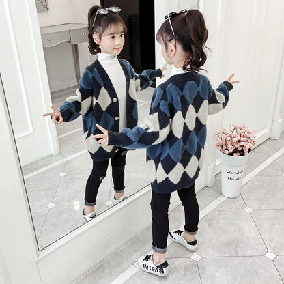 Girls cardigan sweater new winter spring autumn middle and large children's lengthened thickened diamond plaid knitted sweater coat girl trend