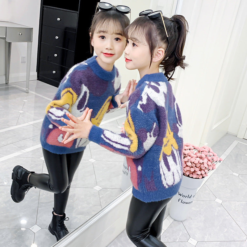 Girls sweater 2024 new winter clothes for middle and large children cartoon suit head bottom fashionable mink velvet thickened knitted sweater