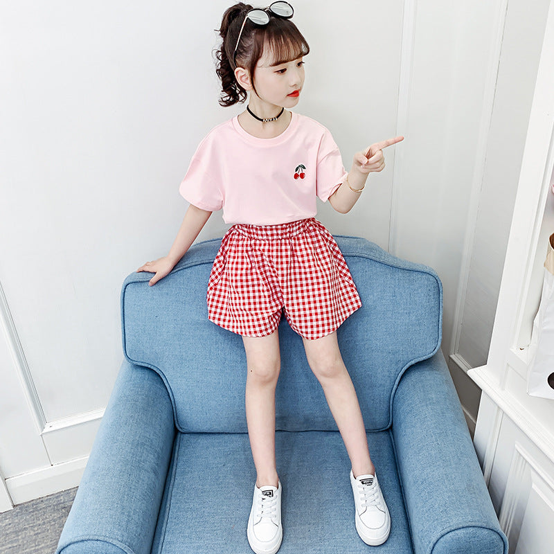 Girls suit 2024 new summer short-sleeved shorts stylish girls children's tops hot pants two-piece suit