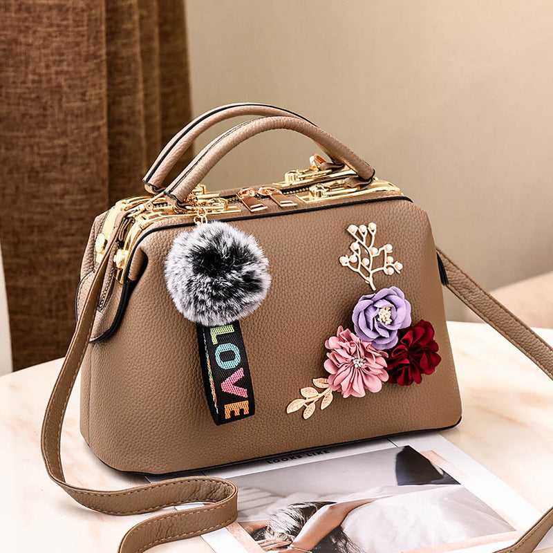 2024 new style bag for women Korean style fashion handbag for women fashionable one shoulder crossbody small square bag for women one piece delivery 