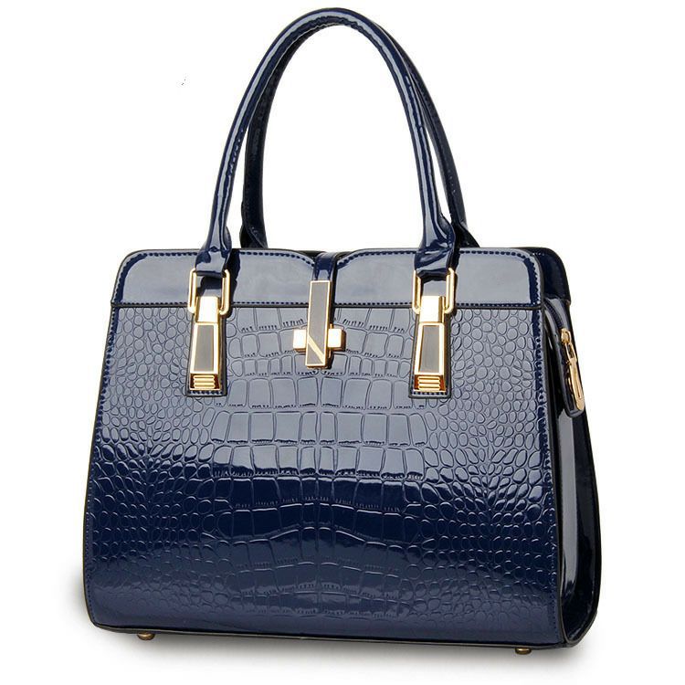 2024 autumn and winter fashion trend women's bag crocodile pattern shoulder crossbody handbag one piece drop shipping 