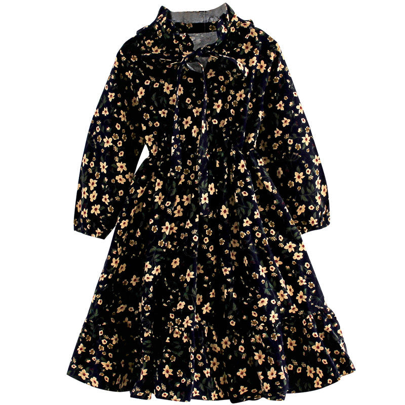 Girls long-sleeved dress 2024 new spring and autumn stylish girl floral long skirt thickened brushed lady skirt trend