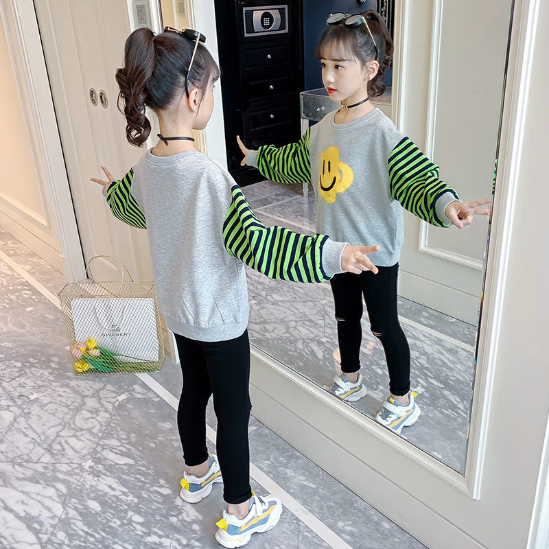 Girls long-sleeved T-shirt 2024 new spring and autumn all-match contrast color striped tops stylish girl cartoon sweater jacket