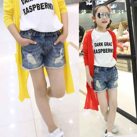 Girls denim shorts 2024 new summer wear children's hot pants half pants five-point fashionable jeans