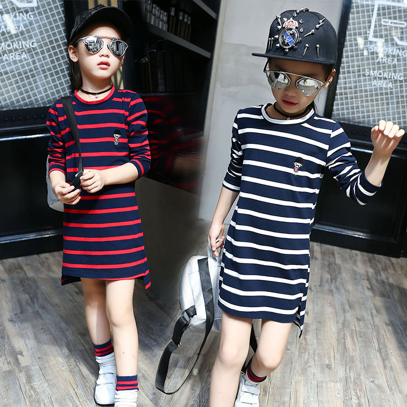 Girls T-shirt 2024 new spring and autumn long-sleeved T-shirt for small children, medium and large children, striped medium and long T-shirt bottoming top trend