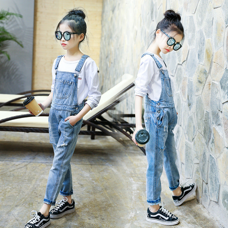 Girls denim overalls 2024 new spring and autumn children's middle and large children's fashionable overalls stylish trousers