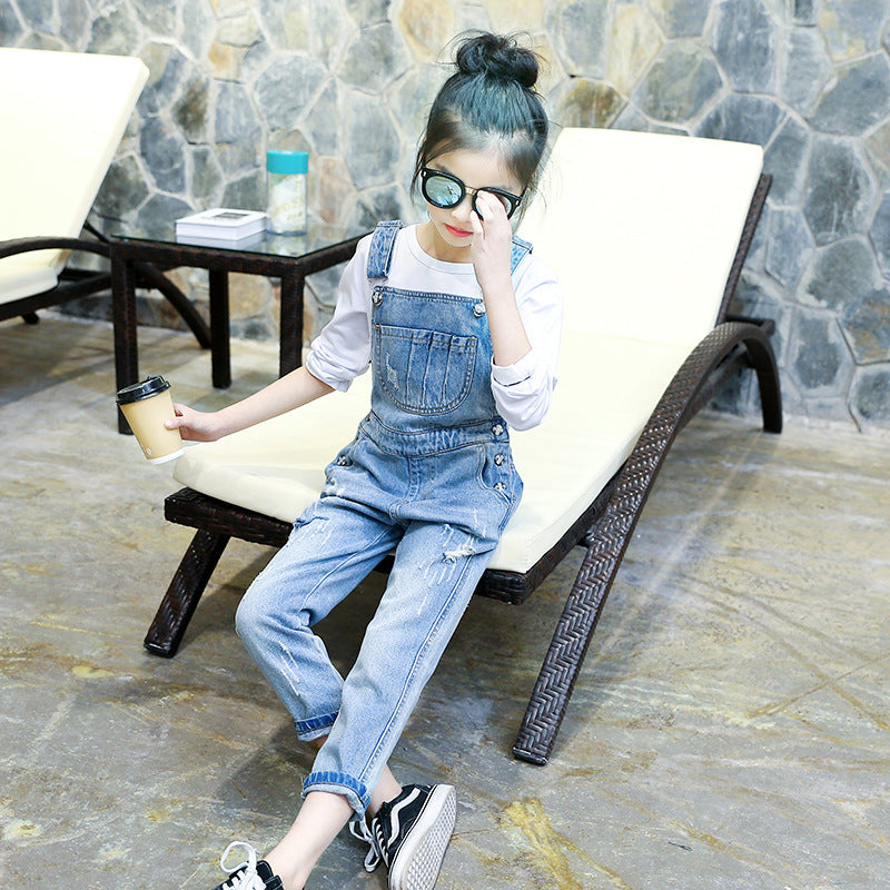 Girls denim overalls 2024 new spring and autumn children's middle and large children's fashionable overalls stylish trousers