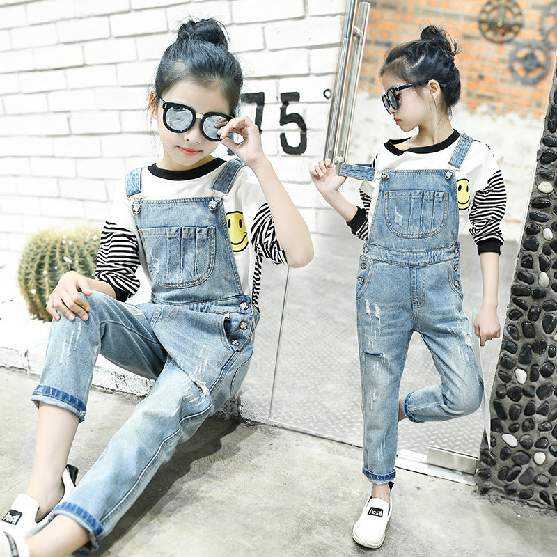 Girls denim overalls 2024 new spring and autumn children's middle and large children's fashionable overalls stylish trousers