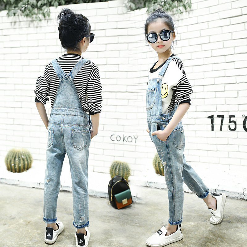 Girls denim overalls 2024 new spring and autumn children's middle and large children's fashionable overalls stylish trousers