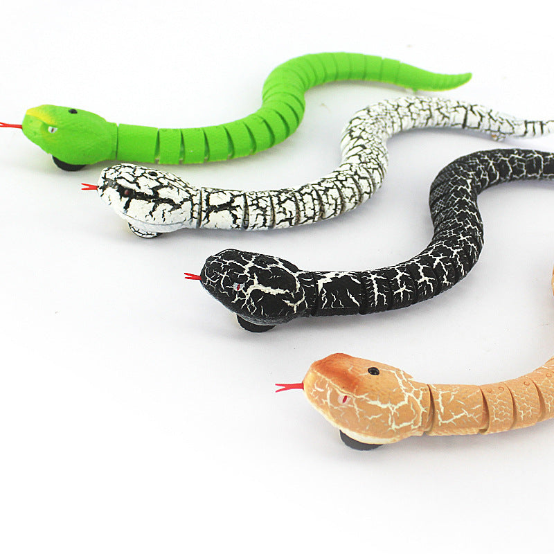 Super realistic animal remote control snake with USB charging trick infrared remote control snake tongue retractable trick toy