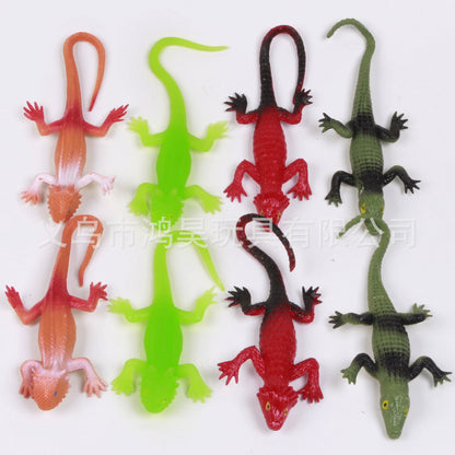 Factory direct sales of environmentally friendly trick snakes, weird simulation soft rubber snakes, new and unique toys, fake snakes, rubber snakes