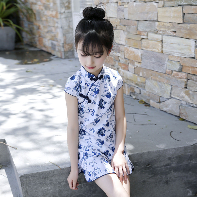 Summer Girls Short-sleeved Cheongsam Cotton Linen Embroidery Ethnic Style Retro Floral Cheongsam Children's Day Performance Dress