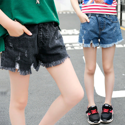 Girls denim shorts 2024 new summer wear children's hot pants half pants five-point fashionable jeans