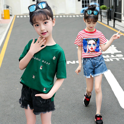 Girls denim shorts 2024 new summer wear children's hot pants half pants five-point fashionable jeans