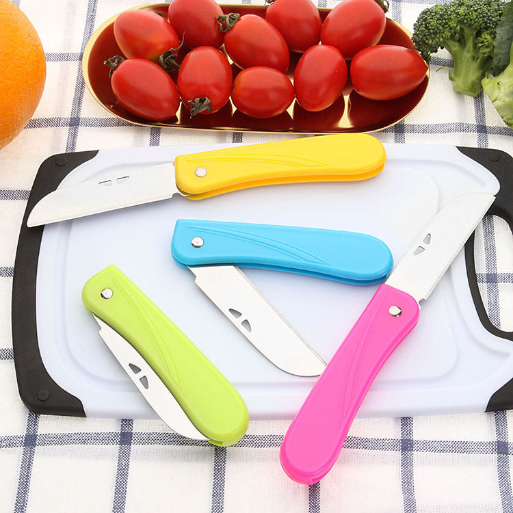 Two-dollar store candy color PP plastic handle folding fruit knife portable sharp stainless steel folding knife peeling knife