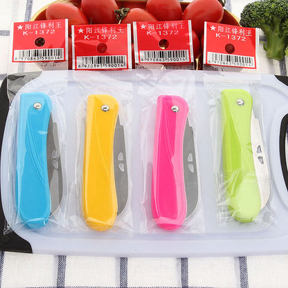 Two-dollar store candy color PP plastic handle folding fruit knife portable sharp stainless steel folding knife peeling knife