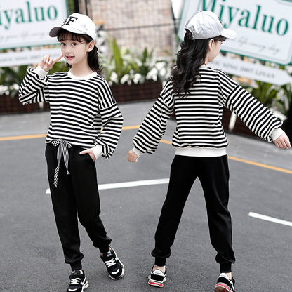 Girls suits 2024 new spring and autumn clothes for middle and large children, fashionable striped T-shirts, tops and trousers, casual two-piece suits