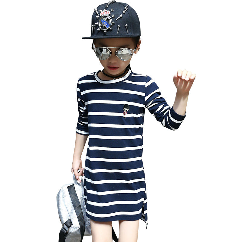 Girls T-shirt 2024 new spring and autumn long-sleeved T-shirt for small children, medium and large children, striped medium and long T-shirt bottoming top trend