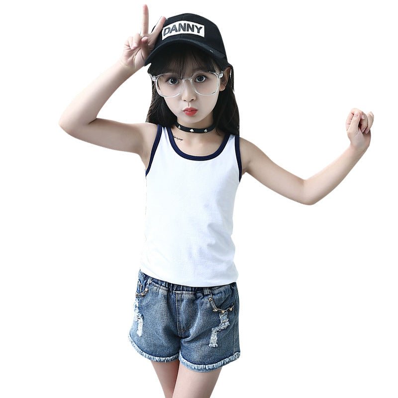 Girls vest 2024 new summer style sleeveless T-shirt for little girls, small children, medium and large children, outer wear suspender shirt trendy