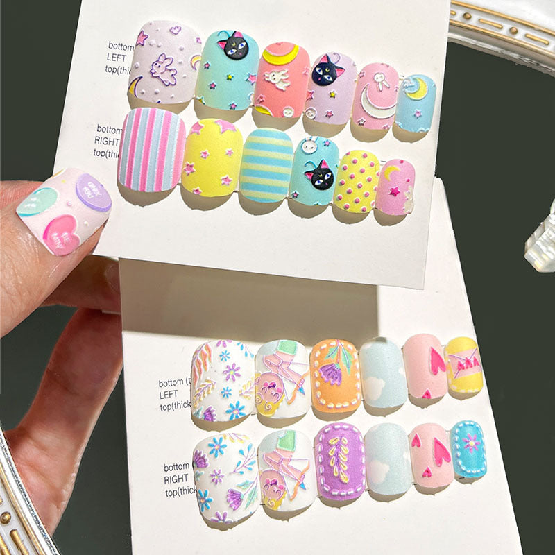 Wearable nail art finished nail pieces adult short bridal style embossed nude 2023 new nail stickers