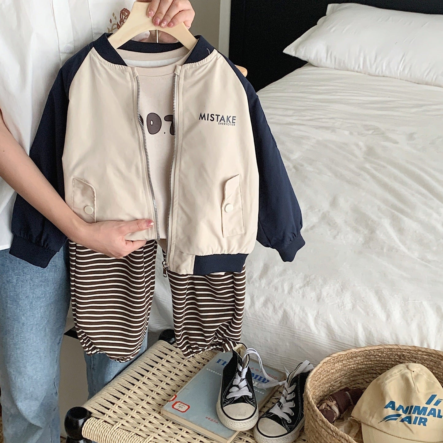 Children's jacket 2024 Bangcheng spring style boys and small children handsome cartoon jacket baby casual jacket trendy F0283