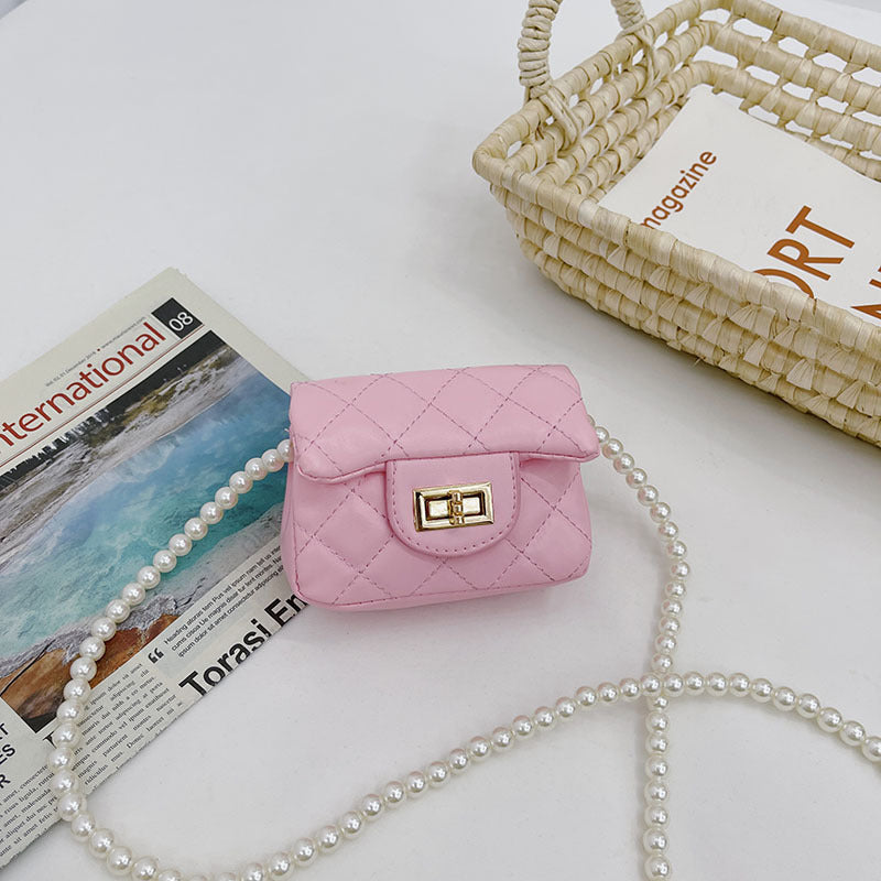 Small Chanel style crossbody bag ins net red children's shoulder bag pearl shoulder strap coin purse girls accessories bag wholesale