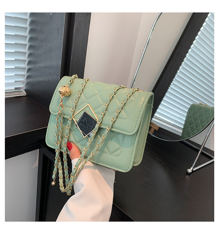 2024 autumn and winter new fashion diamond chain small bag one shoulder crossbody small square bag foreign temperament women's bag wholesale 