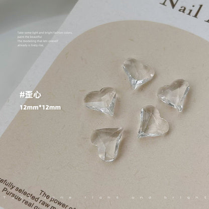 Nail accessories glacier transparent white pointed bottom diamond transparent bottom crooked heart love naked diamond rock sugar diamond nail accessories wholesale