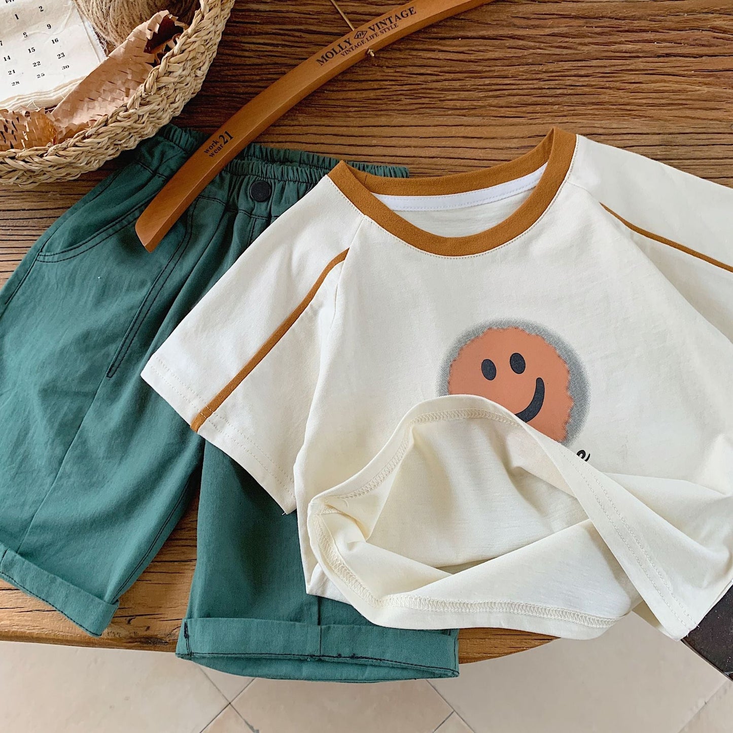 Children's T-shirt Bangcheng 2024 summer new children's clothing three-dimensional feet short-sleeved boys' smiley face short T Korean style trend G0085