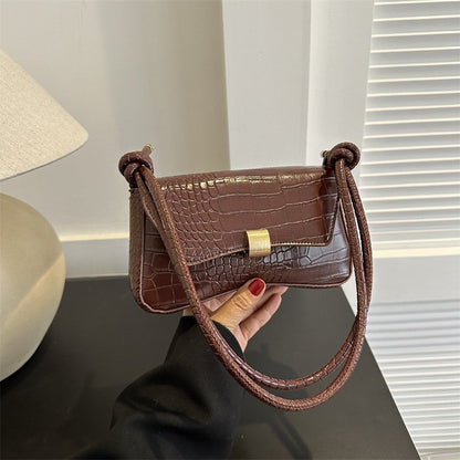 Casual stylish single shoulder bag simple retro underarm bag 2024 early autumn new fashion trend small square bag 