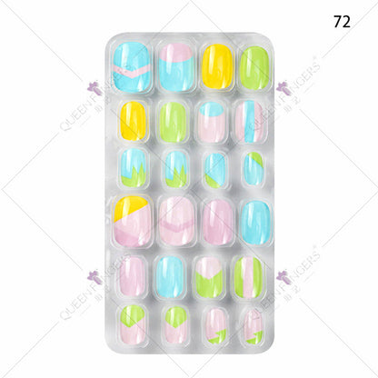 Manicure children's finished nail pieces 24 pieces of adhesive Christmas cartoon bagged wearable color nail pieces nail stickers