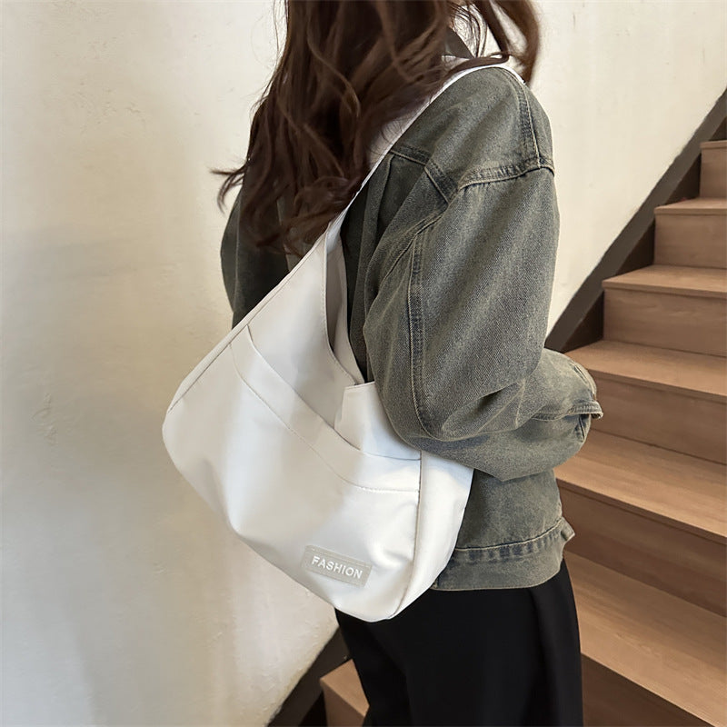 Fashionable and simple ins underarm bag 2024 autumn and winter new style solid color one-shoulder crossbody handbag for women 