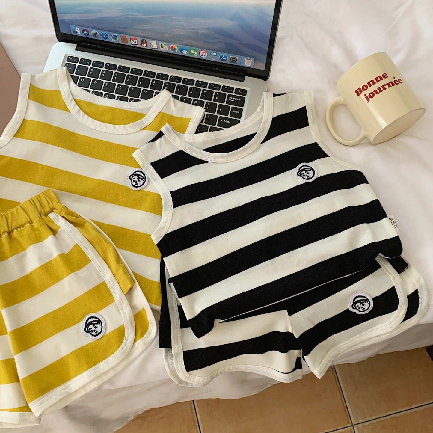 Children's suit 2023 Bangcheng summer style boys and girls Korean version striped label casual vest two-piece suit trendy F0233