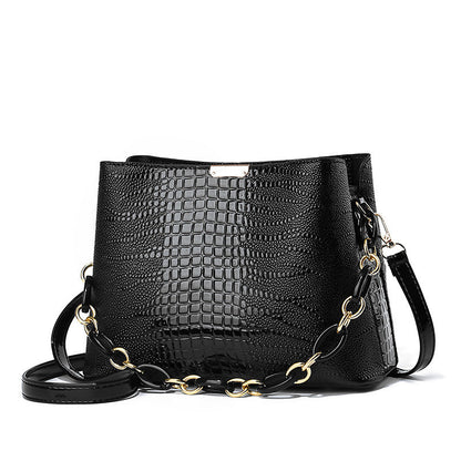 2024 autumn and winter women's bags new Korean style trendy embossed high-quality texture chain shoulder crossbody bucket bag 