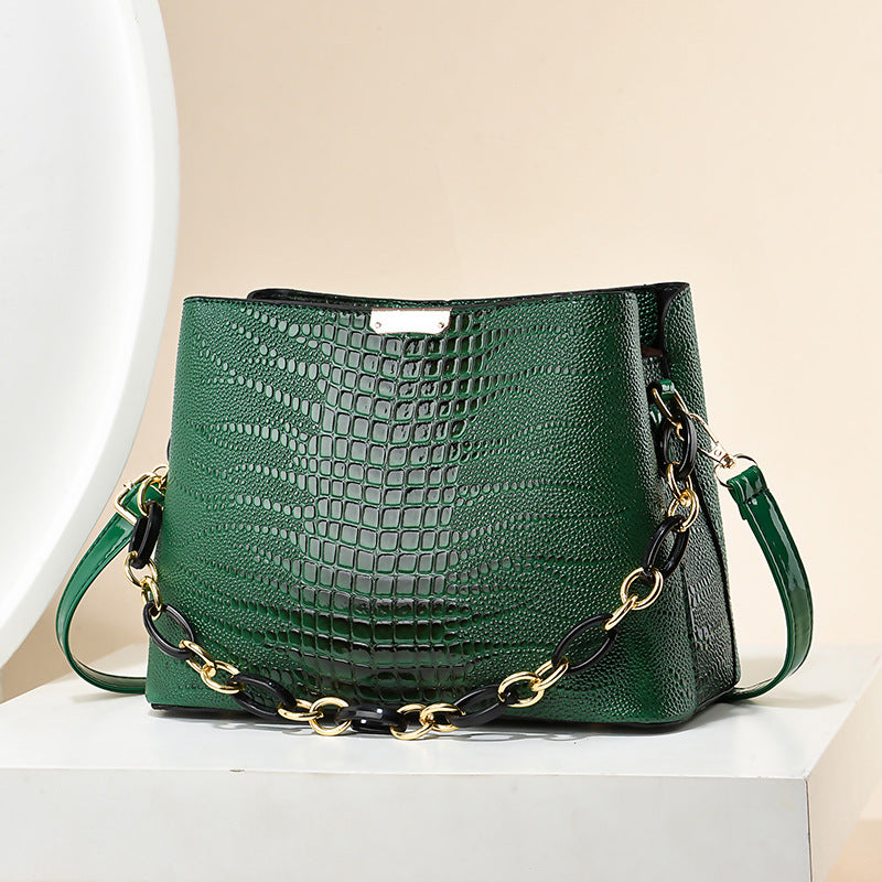 2024 autumn and winter women's bags new Korean style trendy embossed high-quality texture chain shoulder crossbody bucket bag 