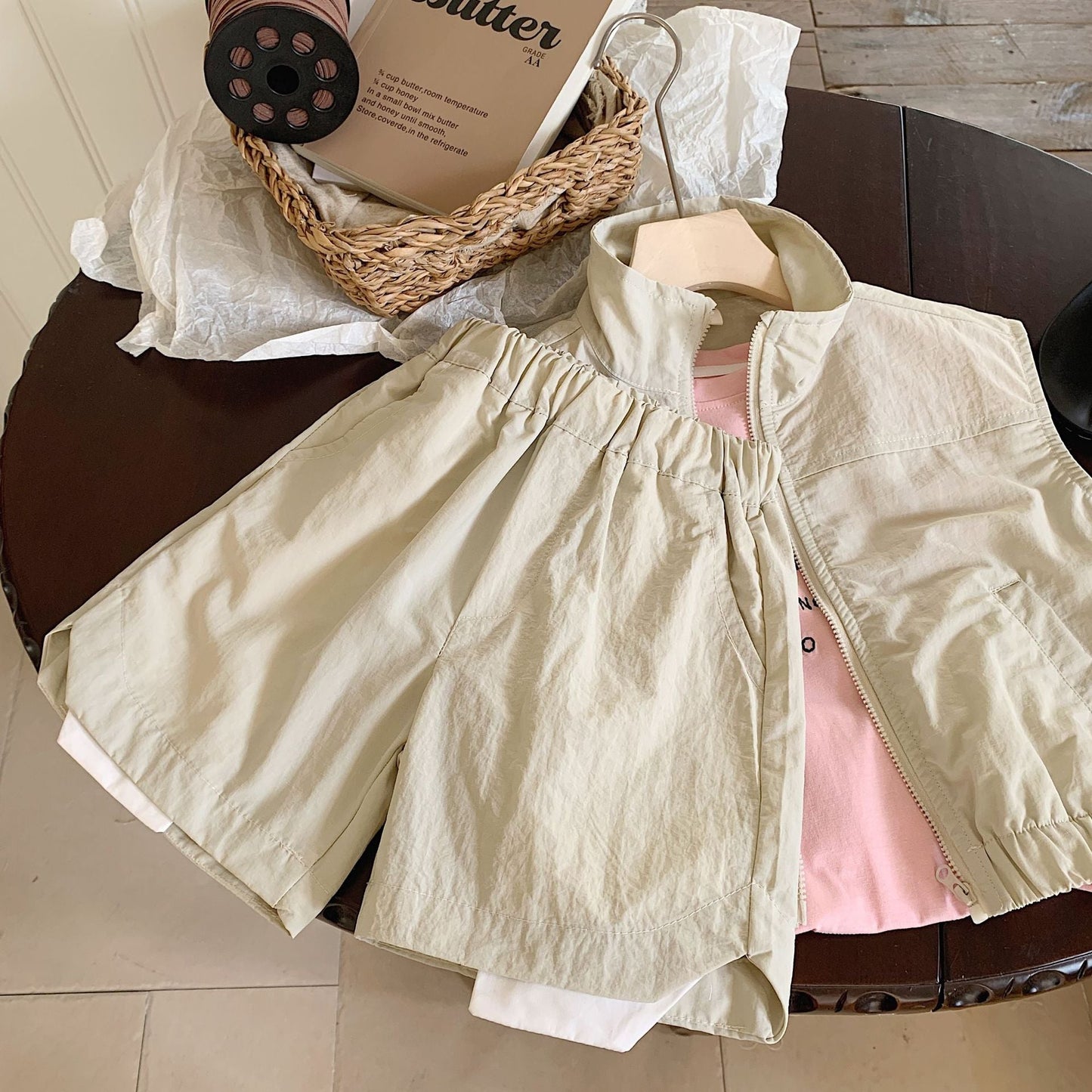 Children's suit Bangcheng 2024 summer new boy simple sleeveless jacket + shorts children's clothing two-piece suit G0131