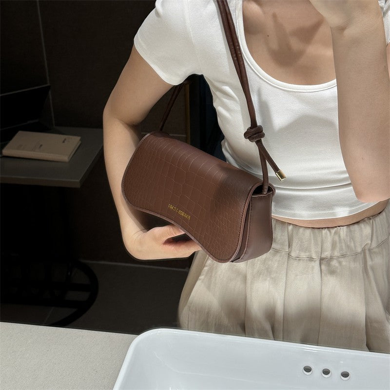 Trendy solid color gold stamping bag for women 2024 new style fashionable simple versatile shoulder bag trendy Korean style underarm bag 