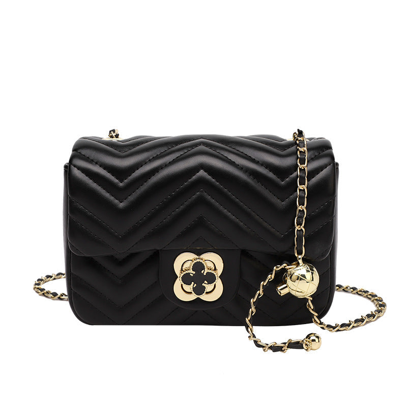 New Fang Pangzi gold bead chain small Chanel style women's bag 2024 summer Lingge shoulder crossbody women's bag small bag can be sent on behalf of 