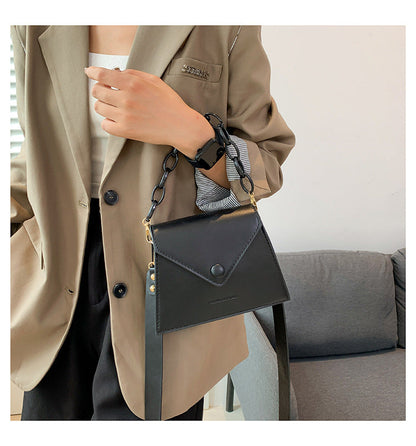 Small fresh shoulder bag 2024 autumn new fashion ins crossbody bag stylish candy color chain small square bag 