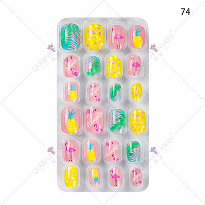 Manicure children's finished nail pieces 24 pieces of adhesive Christmas cartoon bagged wearable color nail pieces nail stickers