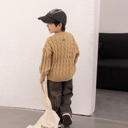 Amo Beibei children's 2023 winter thickened letter back logo knitted sweater boy handsome colorful velvet twisted sweater trend