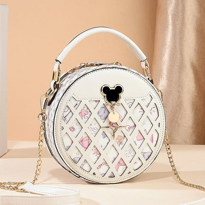 2024 autumn and winter new chain niche contrast color small round bag new hand-held shoulder crossbody bag female one piece dropshipping 