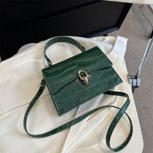 Simple women's bag 2024 early autumn new style fashionable niche high-quality armpit bag trendy and stylish handbag small square bag